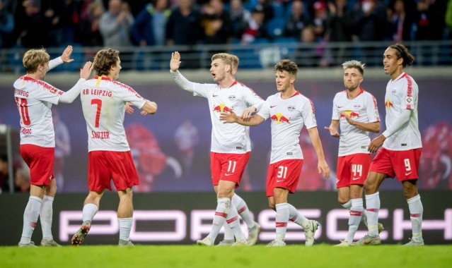 德甲焦点战：拜仁慕尼黑VS莱比锡红牛——攻防博弈与胜负天平