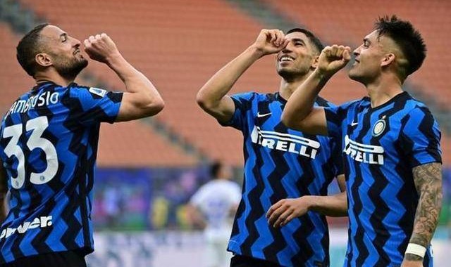 周六足球赛事分享：那不勒斯vs国际米兰，曼联vs布莱顿（内附扫盘）