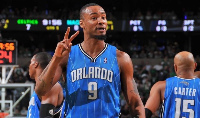 前NBA神射刘易斯 被任命为马刺球员发展教练