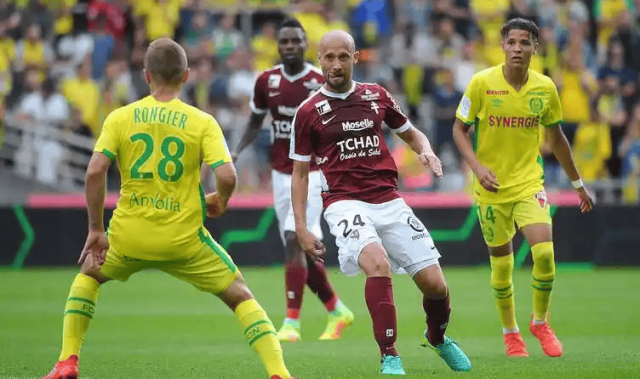 法甲冲冠关键战！马赛主场围剿保级队南特，比分预测锁定2-0格局