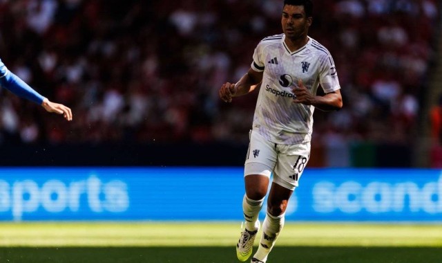 曼联迎战阿森纳最强阵容预测：如果签下本杰明·塞斯科