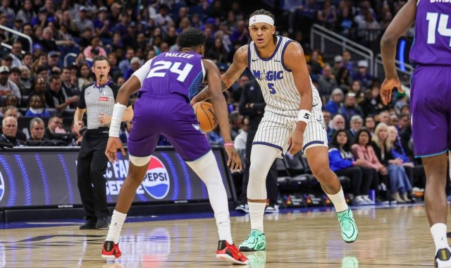 克尼普尔16分+伤退鲍尔22+7+5 黄蜂7人上双轻取魔术