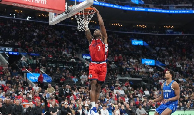 伦纳德空砍37+8+4 贝恩36分魔术击败快船