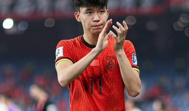 拒绝德甲50万报价！19岁王钰栋算清成长账，比接受更需要勇气