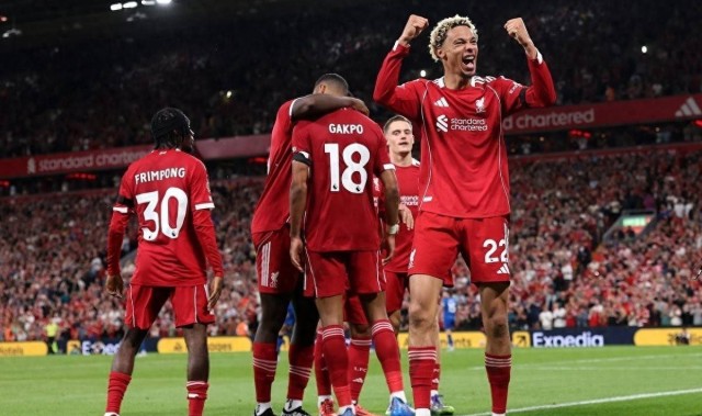 利物浦废柴德甲重生，身价暴涨1500万欧，力压阿诺德入选英格兰队