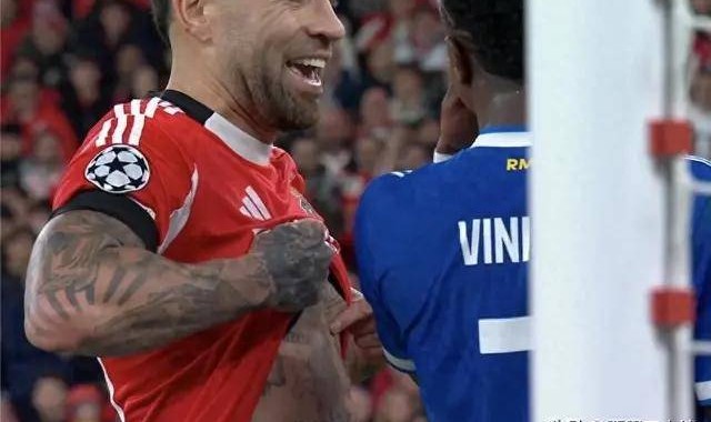 奥塔门迪挑衅维尼修斯：亮出世界杯纹身，却遭斯内德嘲讽