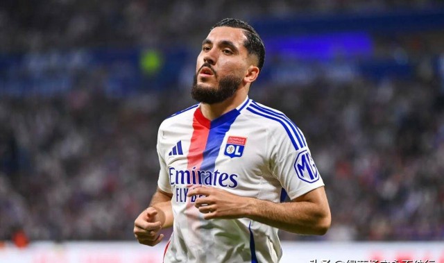 曼城第三签：44场32球中场，法甲欧联双料助攻王，要价4000万！