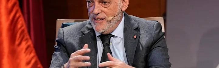 毕巴飞翼续约引爆足坛，西甲主席直言巴萨财政老问题吓退强援