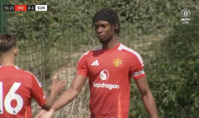 曝毕尔巴鄂欲挖曼联单场6球小妖！红魔萨卡签职业合同，有望迎首秀