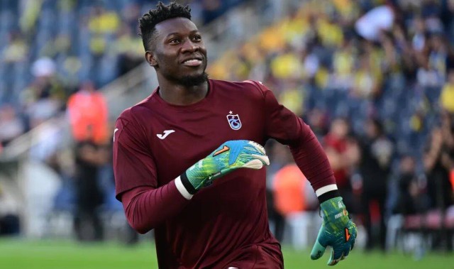 曼联今夏可能放走四名门将，奥纳纳、巴延德尔在列