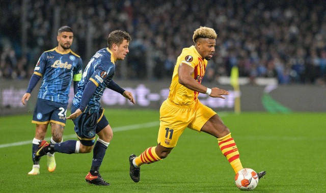 那不勒斯近期状况低迷，欧冠之战体能透支，佛罗伦萨能否借机反弹赢分？