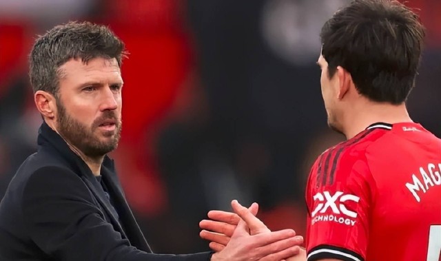 还没转正就揽权！卡里克介入曼联转会，今夏红魔不再缴“曼联税”