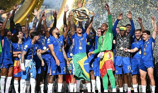 马雷斯卡战术课完胜！切尔西血脉压制击碎巴黎“无敌”神话