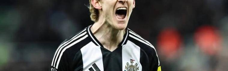 2-1！巴萨开门红，5000万先生脱离曼联，欧冠9分钟两球，滑跪庆贺