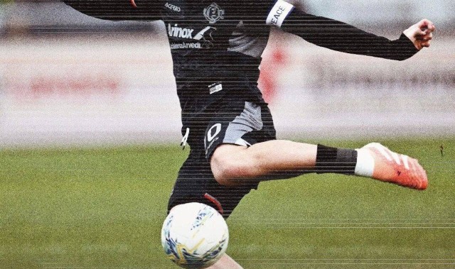 意甲联赛：克雷莫纳自由落体，佛罗伦萨基恩复出