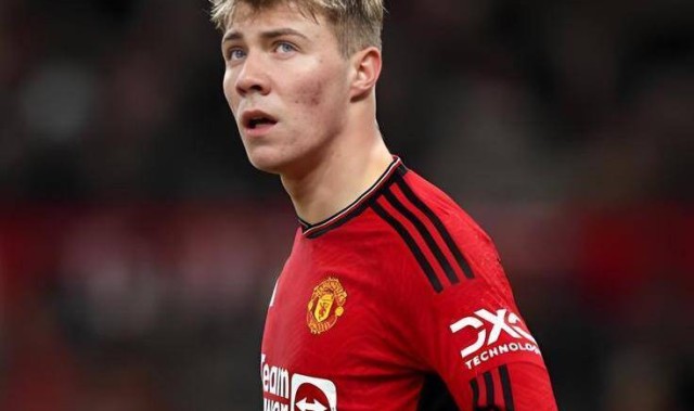 那不勒斯仍与曼联就霍伊伦未来进行谈判，球员本人表示：愿意加盟