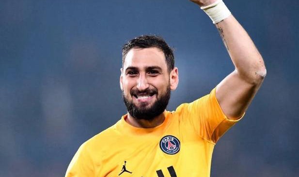 自宣离队！面对球队要求无视，大巴黎巨星反目，瓜帅欣赏并许诺顶级薪水