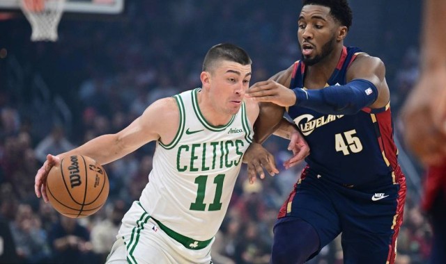 普理查德42分布朗19+12+11 凯尔特人险胜骑士