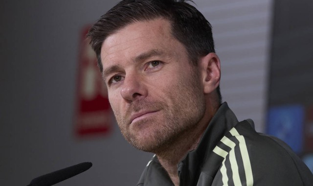 皇马力捧19岁天才！提前续约锁定未来之星，多特阿森纳遗憾错过