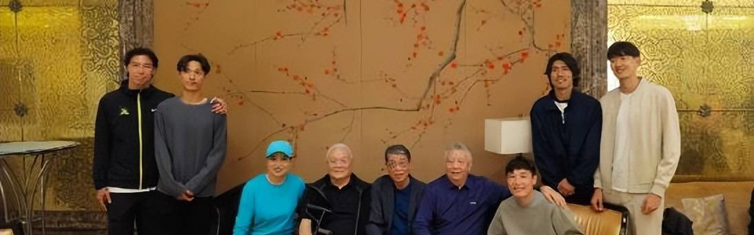 上港冠军名帅官宣离开俱乐部！法甲教头将挑大梁，继续带队冲冠